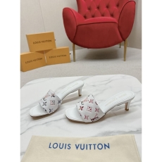 Louis Vuitton Slippers